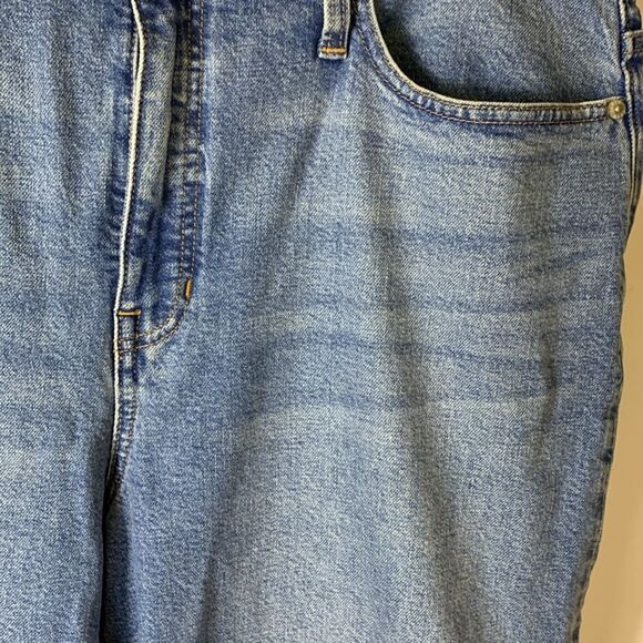 J. Crew Lakeshore Blue Denim Slim Wide Leg Frayed Hem Crop Jeans Size 32/14 US - Picture 6 of 16